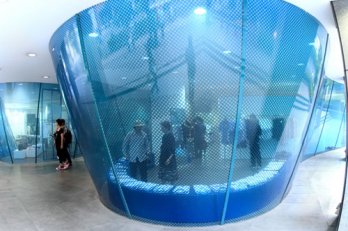 Rei Kawakubo_Future Systems_Bleu Aoyama