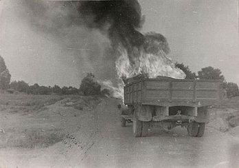 Gerda Taro_Burning truck, 1937