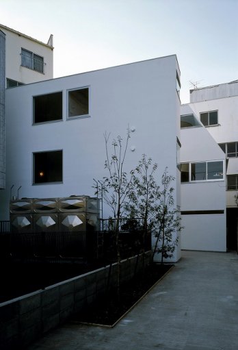 Yuji Nakae, Akiyoshi Takagi + Hirofumi Ohno_NE apartments_Hiroyasu Sakaguchi