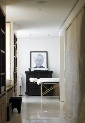 Donna Karan's Apartment in Manhattan_Richard Powers
