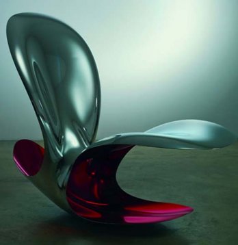 Ron Arad_No Discipline/Ron Arad_Chaise sculpture Bodyguard numéro 2, 2007_Eric & Petra Hesmerg.