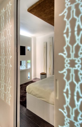 DETOX HOTEL/Room