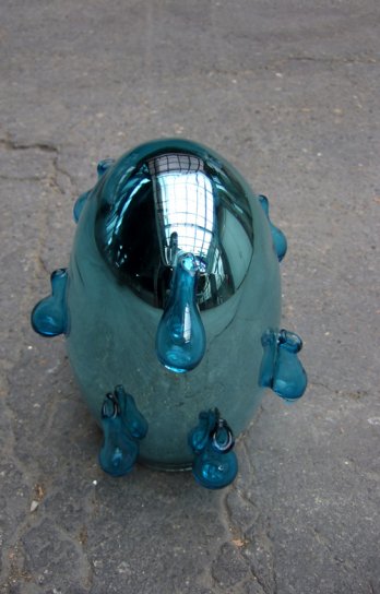 Jean-Michel Othoniel, urne funéraire, 2008-2009, verre soufflé_Glassworks