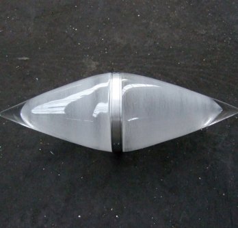 Hubert Crevoisier, urne funéraire, 2007-2008, verre soufflé et métal_Glasseworks